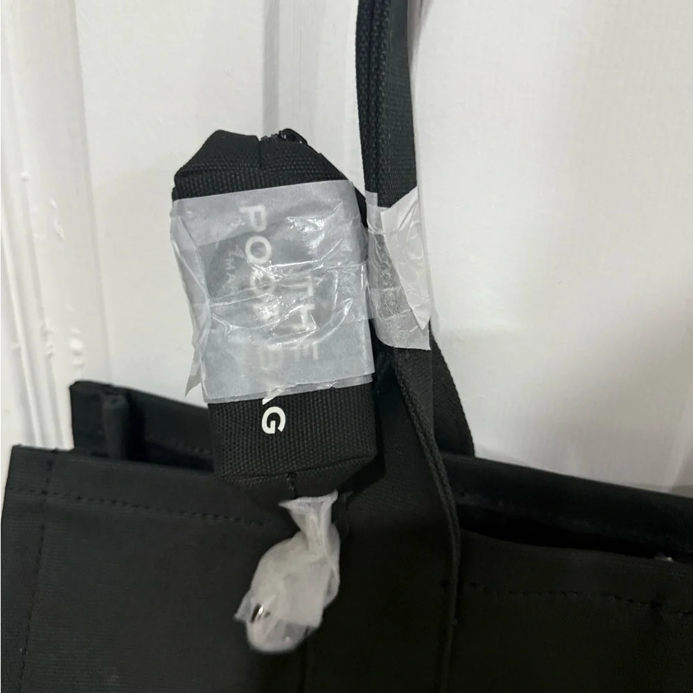 NWT Marc Jacobs The Doggy Bag - Picture 2 of 9